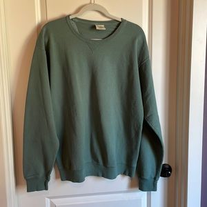 Light green sweatshirt